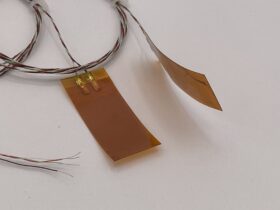 PT100-DE-SURFACE-20X47MM-EXTRA-PLATE-EN-MONTAGE-2-3-OU-4-FILS-scaled-3.jpg